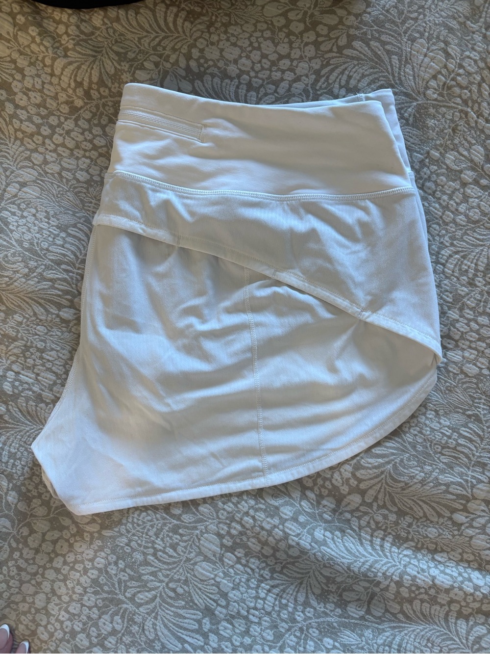 lululemon speed up low rise shorts 2.5"